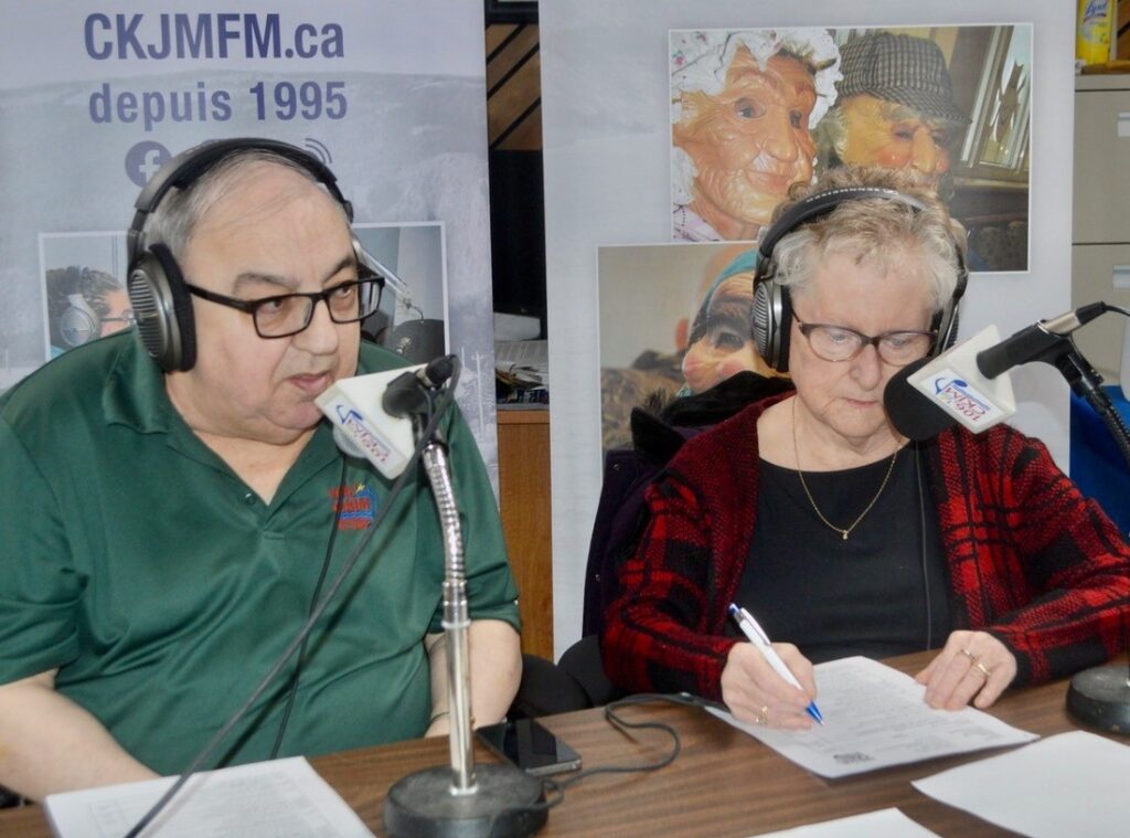 Charlie and Stella hosting a special programme for Mi-Carême.
