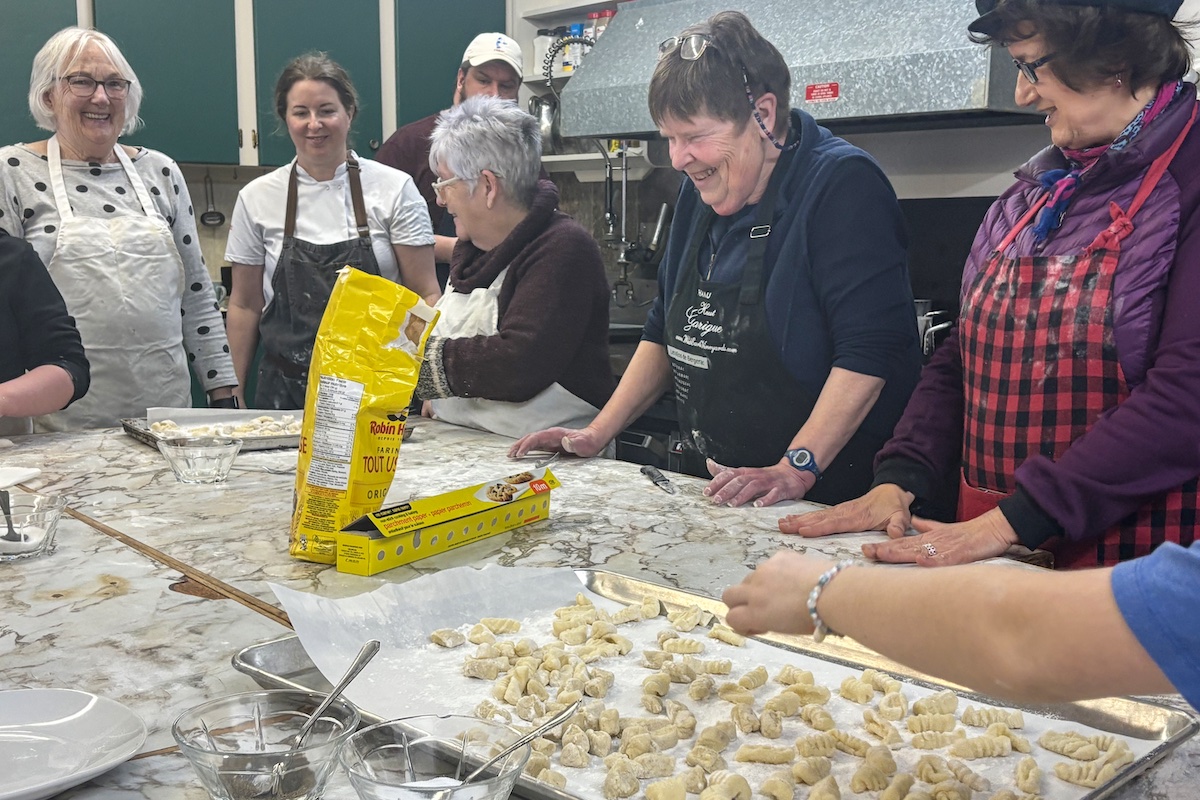 Cooking classes fill in generation gap